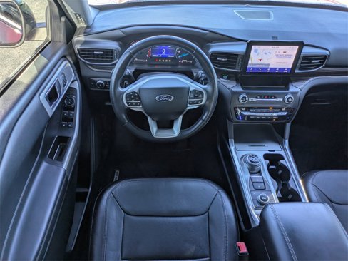Used 2020 Ford Explorer Limited image 18