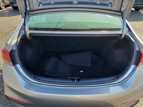 Certified 2022 Hyundai Accent SE w/ Cargo Package image 18