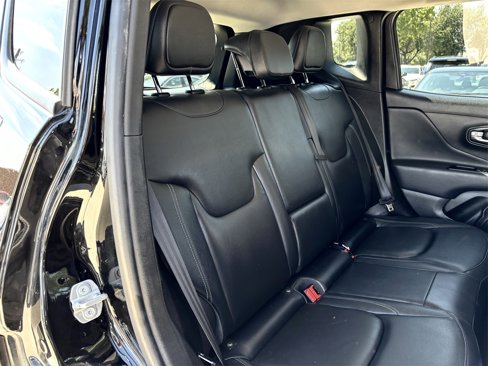 Used 2022 Jeep Renegade Limited image 26