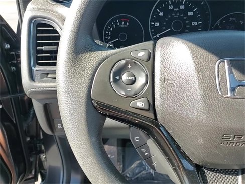 Used 2018 Honda HR-V EX image 17