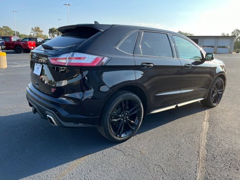 Used 2020 Ford Edge ST w/ Equipment Group 401A image 5
