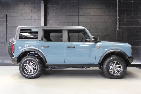 Used 2021 Ford Bronco Badlands image 13