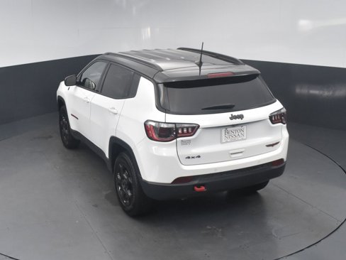 Used 2023 Jeep Compass Trailhawk image 17