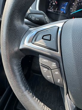 Used 2020 Ford Edge SEL image 30