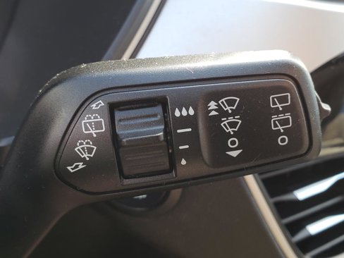 Used 2022 Ford Escape SE image 25