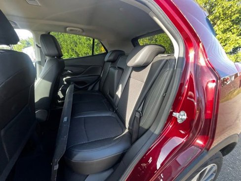 Used 2022 Buick Encore Preferred w/ Safety Package image 15