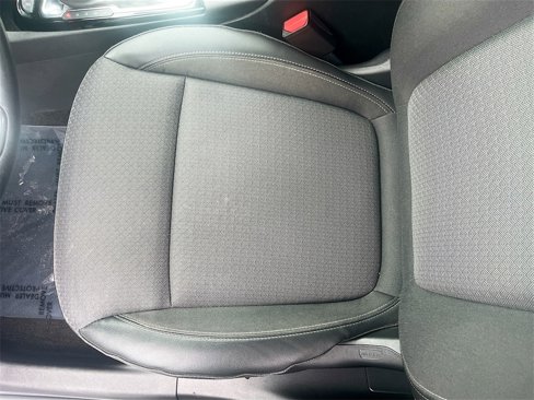 Used 2022 Buick Encore GX Preferred w/ Cold Weather Comfort Package image 18