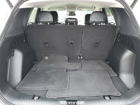 Used 2021 Ford Escape Titanium image 35