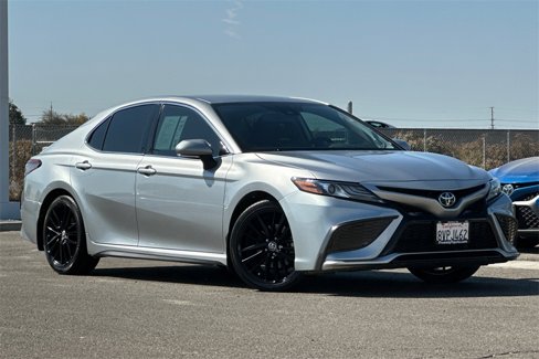 Used 2021 Toyota Camry XSE w/ Navigation Package image 2