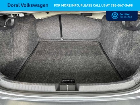 Certified 2020 Volkswagen Jetta SE w/ SE Cold Weather Package image 25