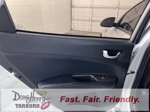 Used 2019 Kia Optima LX image 29