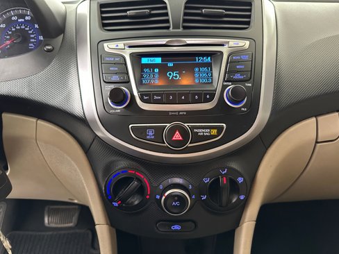 Used 2017 Hyundai Accent SE image 22