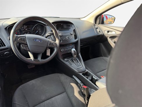 Used 2015 Ford Focus SE image 20