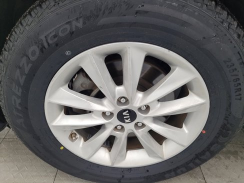 Used 2019 Kia Sorento LX image 31