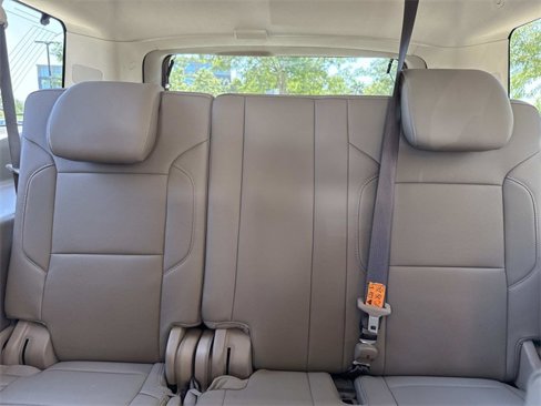 Used 2017 Chevrolet Suburban Premier image 22