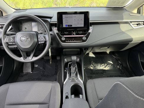 Used 2024 Toyota Corolla LE image 29