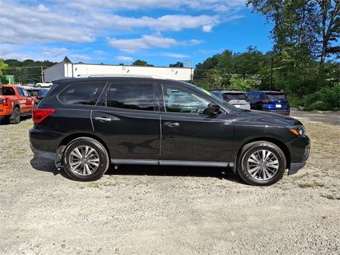 Certified 2020 Nissan Pathfinder SV image 25