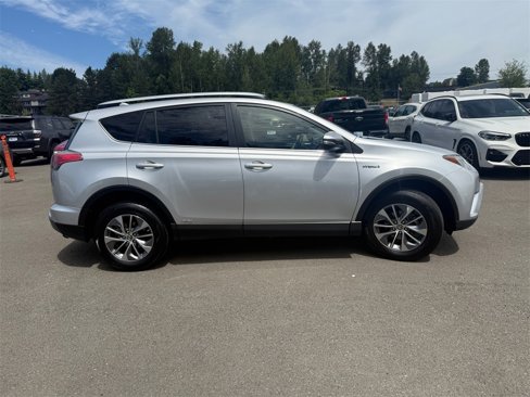 Used 2016 Toyota RAV4 XLE image 4