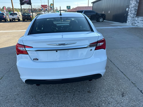 Used 2013 Chrysler 200 Limited w/ Sun/Sound Group image 3