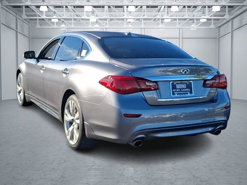 Used 2017 INFINITI Q70 L 3.7 image 6