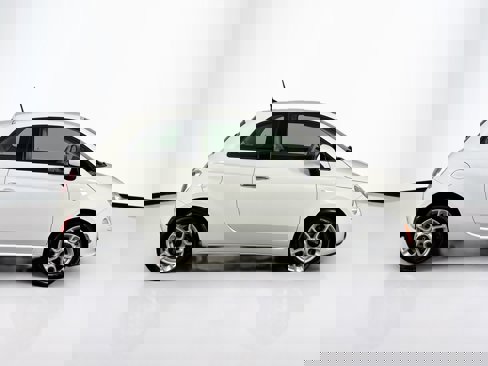 Used 2015 FIAT 500 Pop image 12