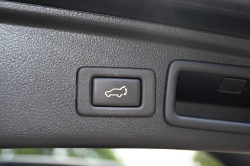 Used 2016 Subaru Forester 2.5i Touring w/ Popular Package #2 image 19