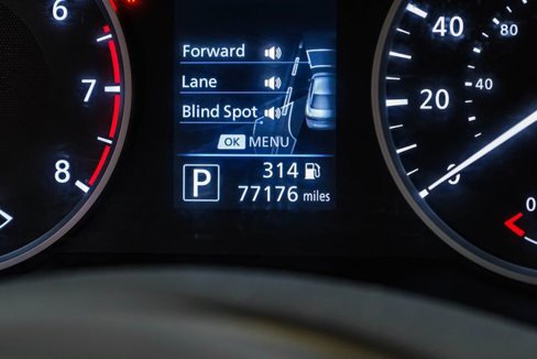 Used 2021 Nissan Sentra S image 25