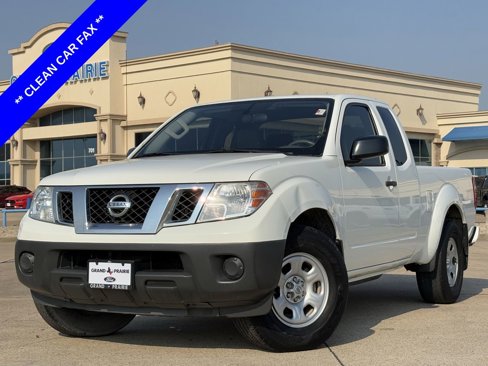 Used 2021 Nissan Frontier S image 2