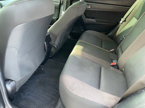 Used 2019 Toyota Corolla LE image 21