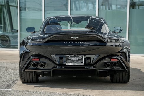 New 2025 Aston Martin V8 Vantage Coupe image 14