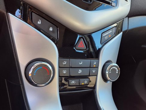 Used 2014 Chevrolet Cruze LT w/ RS Package image 6