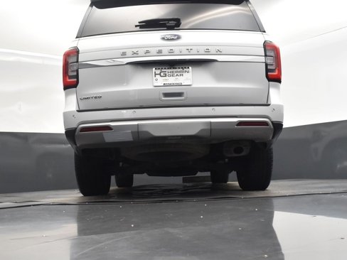 Used 2023 Ford Expedition Limited image 42