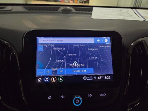 Used 2022 Chevrolet Equinox RS w/ Infotainment Package image 17