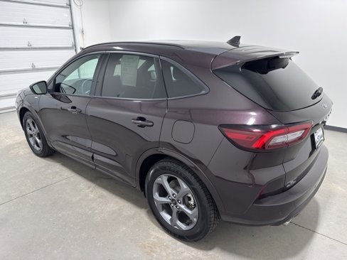 Used 2023 Ford Escape ST-Line w/ Tech Pack #1 image 6