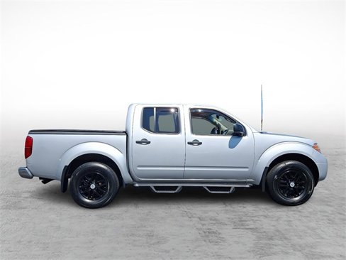 Used 2019 Nissan Frontier SV image 7