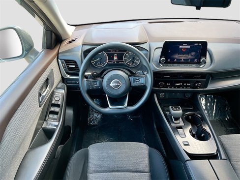 Used 2023 Nissan Rogue SV image 20