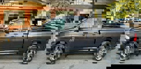 Used 2019 RAM 1500 Express w/ Express Value Package image 2