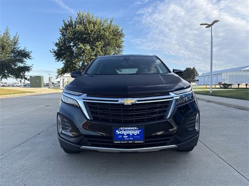 Used 2022 Chevrolet Equinox LT image 3