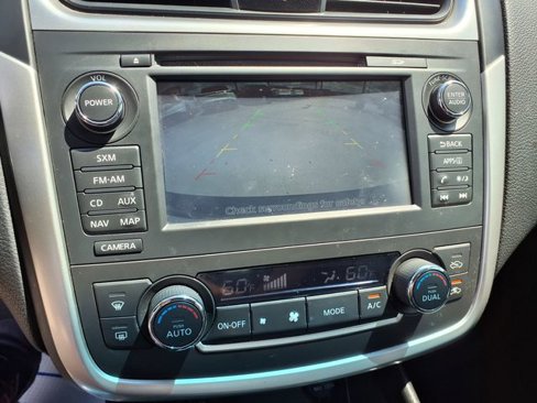 Used 2016 Nissan Altima 2.5 SL w/ 2.5 Technology Package image 7