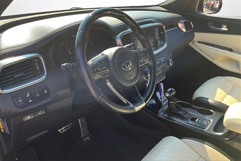Used 2016 Kia Sorento SX w/ SXL Technology Package image 16