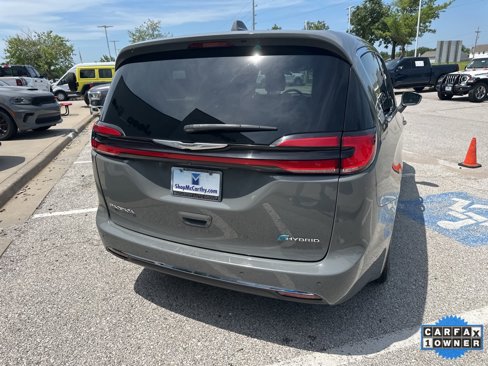 Used 2022 Chrysler Pacifica Touring-L image 28