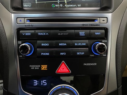 Used 2016 Hyundai Azera image 25