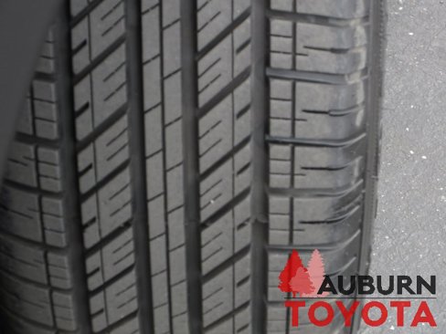 Used 2024 Nissan Rogue SV image 5
