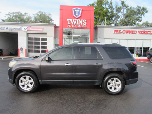 Used 2016 GMC Acadia SLE image 2