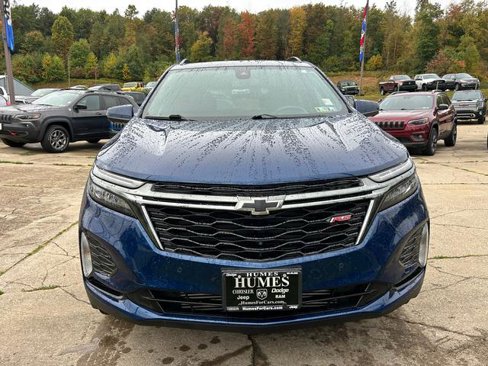 Used 2022 Chevrolet Equinox RS w/ RS Leather Package image 3