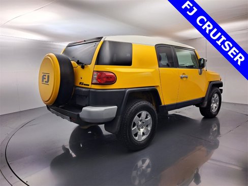 Used 2007 Toyota FJ Cruiser 4WD image 3