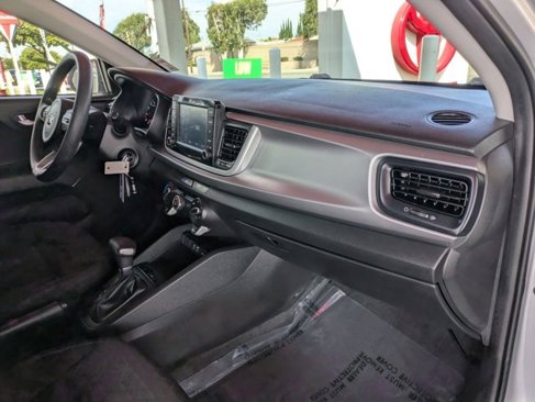Used 2020 Kia Rio S image 6