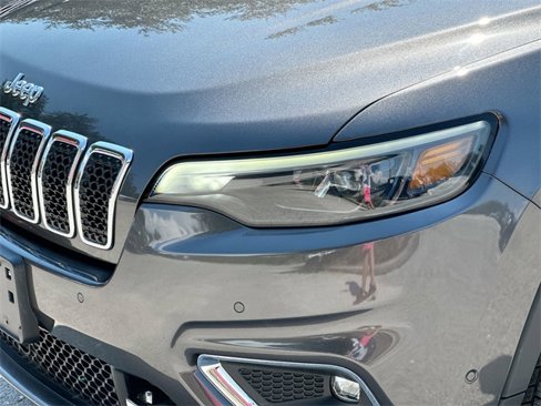 Used 2021 Jeep Cherokee Limited w/ Elite Package image 7