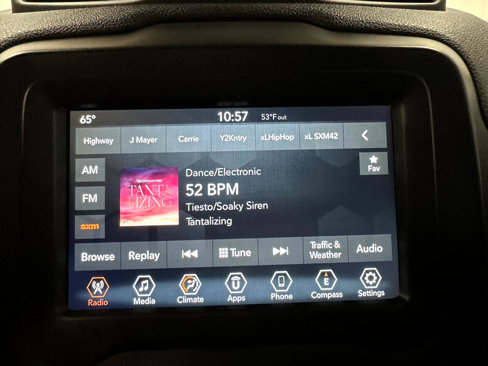 Used 2018 Jeep Renegade Altitude image 50