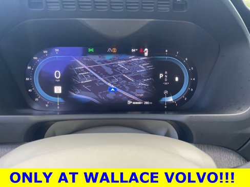 Used 2024 Volvo XC90 B5 Plus w/ Protection Package Premier image 18